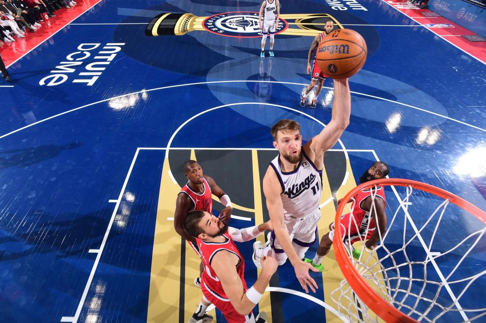 卡梅隆-约翰逊回忆交易经历：凌晨1点半被弟弟告知交易消息